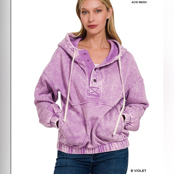 Zenana Tops - 101  9 colors ❤️ ZENANA ACID WASH FLEECE
OVERSIZED POCKET HOODIE